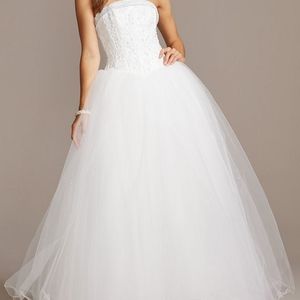 NWT David's Bridal Wedding Gown